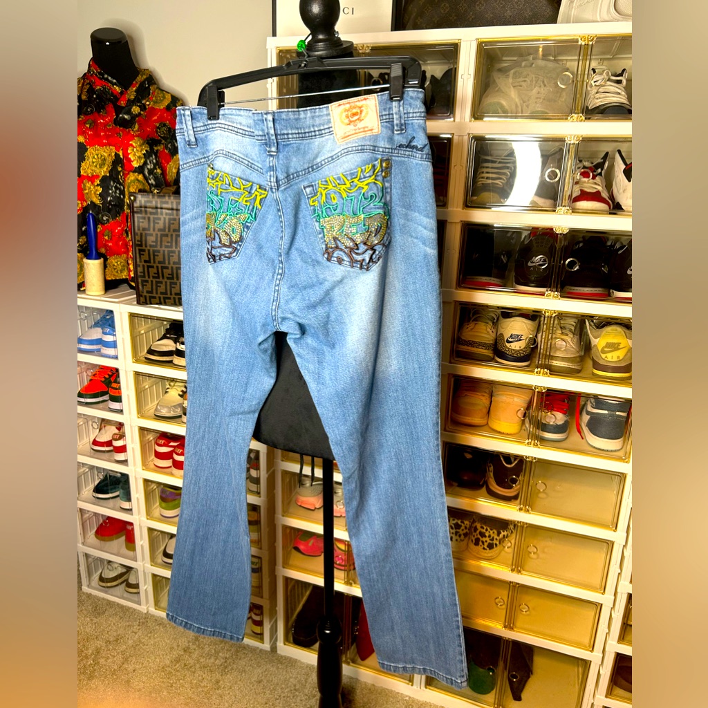 Ecko Red Denim Women’s Y2k Retro Vintage 11/12 Embroidered Rhinestone Jeans